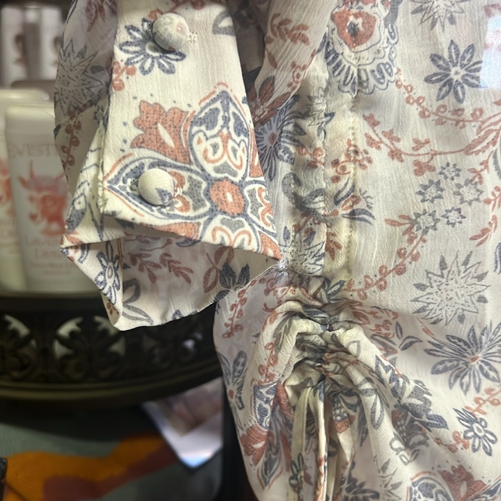 Sheer Style Rack Medium Shirt - Picture 2 of 4